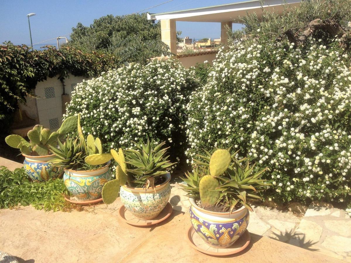 Villa Ceni - Appartamenti Con Camere, Cucina, Wc E Terrazza Sul Mare In Villa Con Piscina, Giardino E Parcheggio Marinella di Selinunte Εξωτερικό φωτογραφία