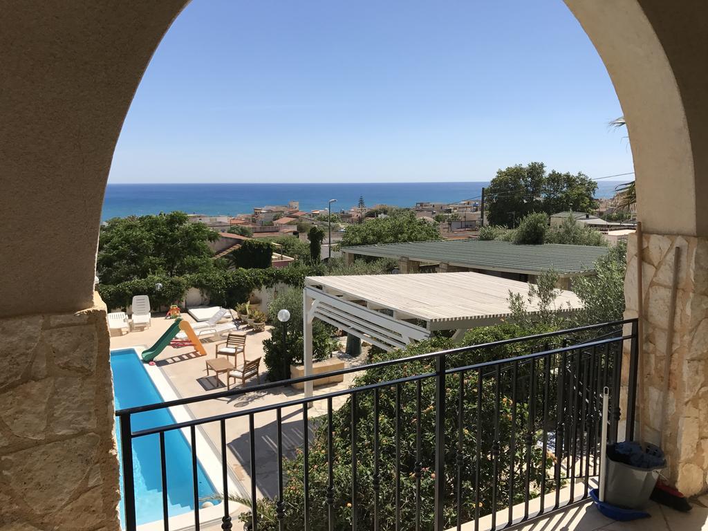 Villa Ceni - Appartamenti Con Camere, Cucina, Wc E Terrazza Sul Mare In Villa Con Piscina, Giardino E Parcheggio Marinella di Selinunte Εξωτερικό φωτογραφία