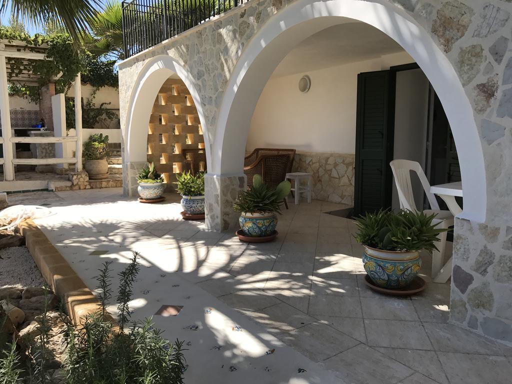 Villa Ceni - Appartamenti Con Camere, Cucina, Wc E Terrazza Sul Mare In Villa Con Piscina, Giardino E Parcheggio Marinella di Selinunte Εξωτερικό φωτογραφία