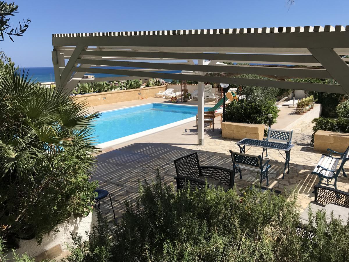 Villa Ceni - Appartamenti Con Camere, Cucina, Wc E Terrazza Sul Mare In Villa Con Piscina, Giardino E Parcheggio Marinella di Selinunte Εξωτερικό φωτογραφία
