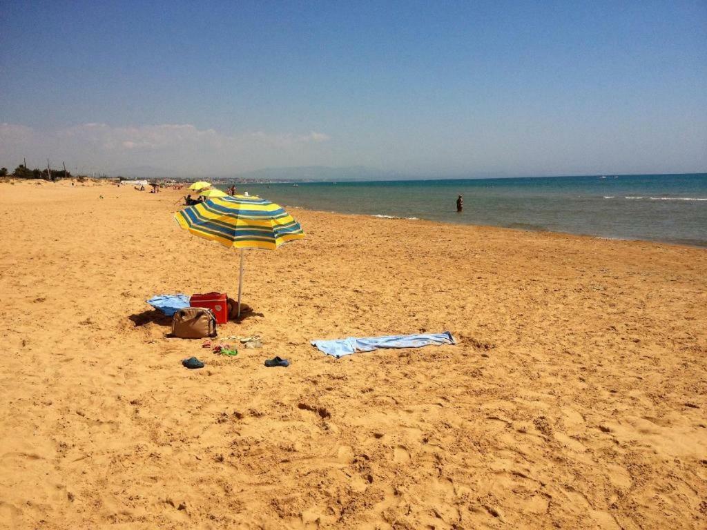 Villa Ceni - Appartamenti Con Camere, Cucina, Wc E Terrazza Sul Mare In Villa Con Piscina, Giardino E Parcheggio Marinella di Selinunte Εξωτερικό φωτογραφία